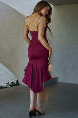 Vestido de dobladillo alto-bajo con corpiño entallado Lake Como Cherry
