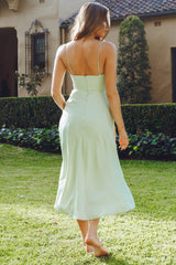 Vestido Midi com Alças Finas e Busto Ajustado Lake Como Abacate