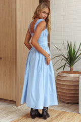 Vestido largo acampanado con fruncido Suenito azul
