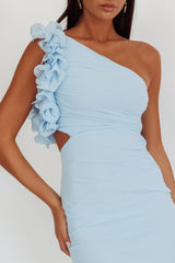 Vestido Maxi Deanna Asimétrico con Volantes Azul Claro
