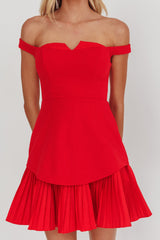 Mini Vestido Rojo Plisado con Bajo Devoted Love