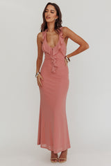 Vestido maxi con cuello halter y volantes Live Loud en color rosa