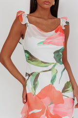 Vestido longo Loula com alça de babado e estampa floral vermelha