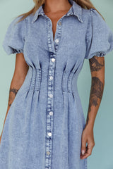 Vestido midi plisado con cintura Zurich azul denim