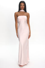 Vestido largo sin espalda estilo halter Damsel, color rosa pálido