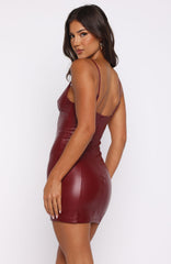 Minivestido PU "Aura Indomável" Vermelho Escuro