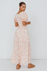 Vestido rosa Sitting Pretty con pliegues, pinzas y mangas abullonadas