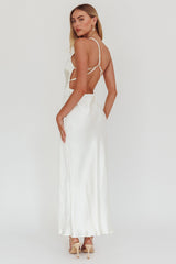 Vestido blanco Aubrianna con un solo hombro y espalda de tiras
