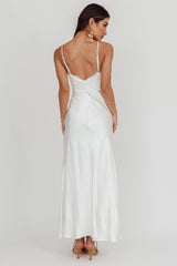 Our Story Vestido longo com decote transpassado off-white