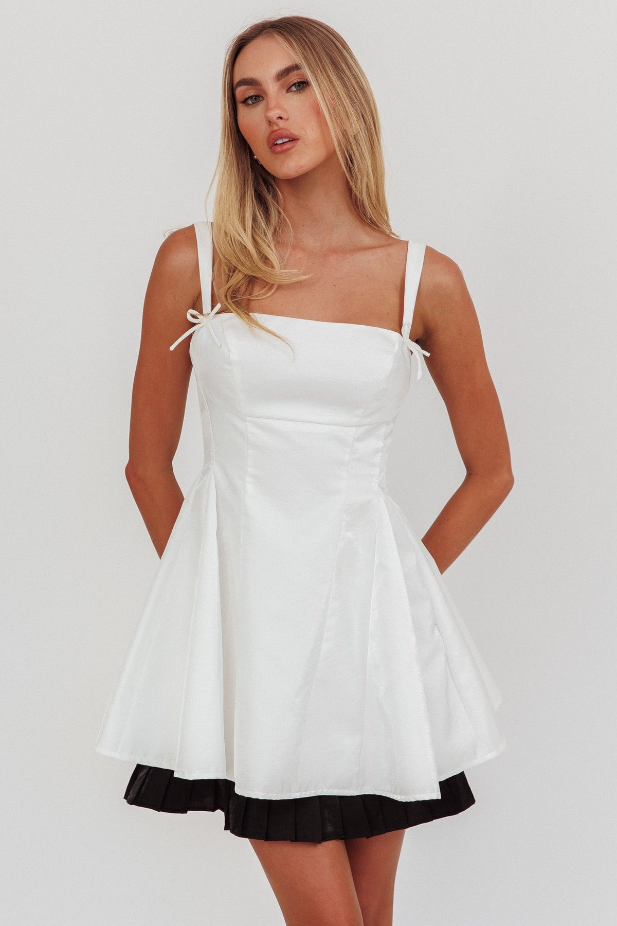 Minivestido con vuelo Night Rider blanco