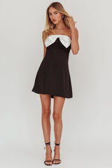 Minivestido Sandi Bow Bust Preto