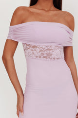 Vestido Maxi Flutters com Inserção de Renda no Ombro Lilás