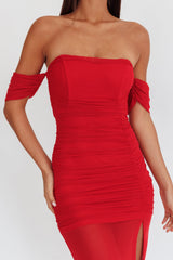 Vestido longo Melonie de tela com ombros à mostra vermelho