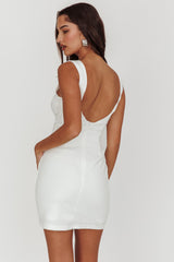 Minivestido blanco Move Maker con tirantes gruesos y recortes
