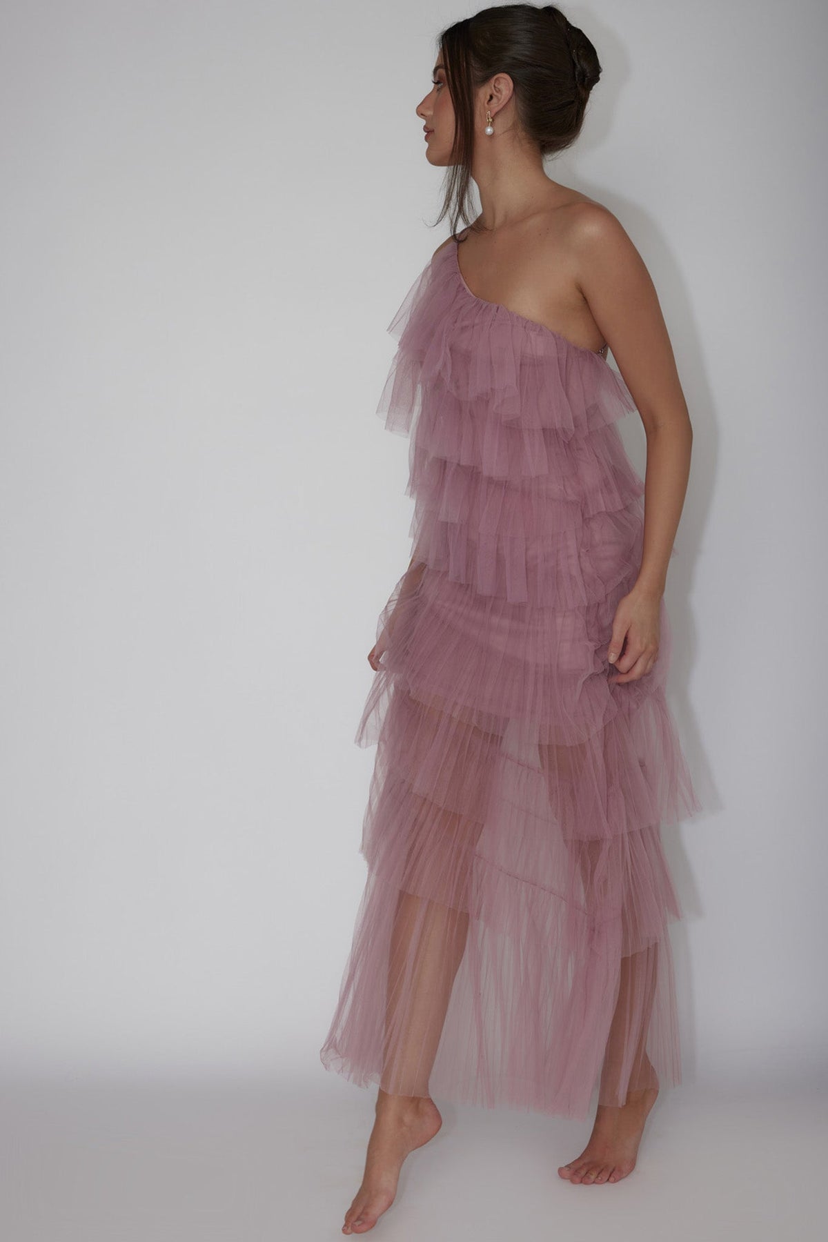Vestido longo de tule com babados em camadas Arrabel - Ameixa