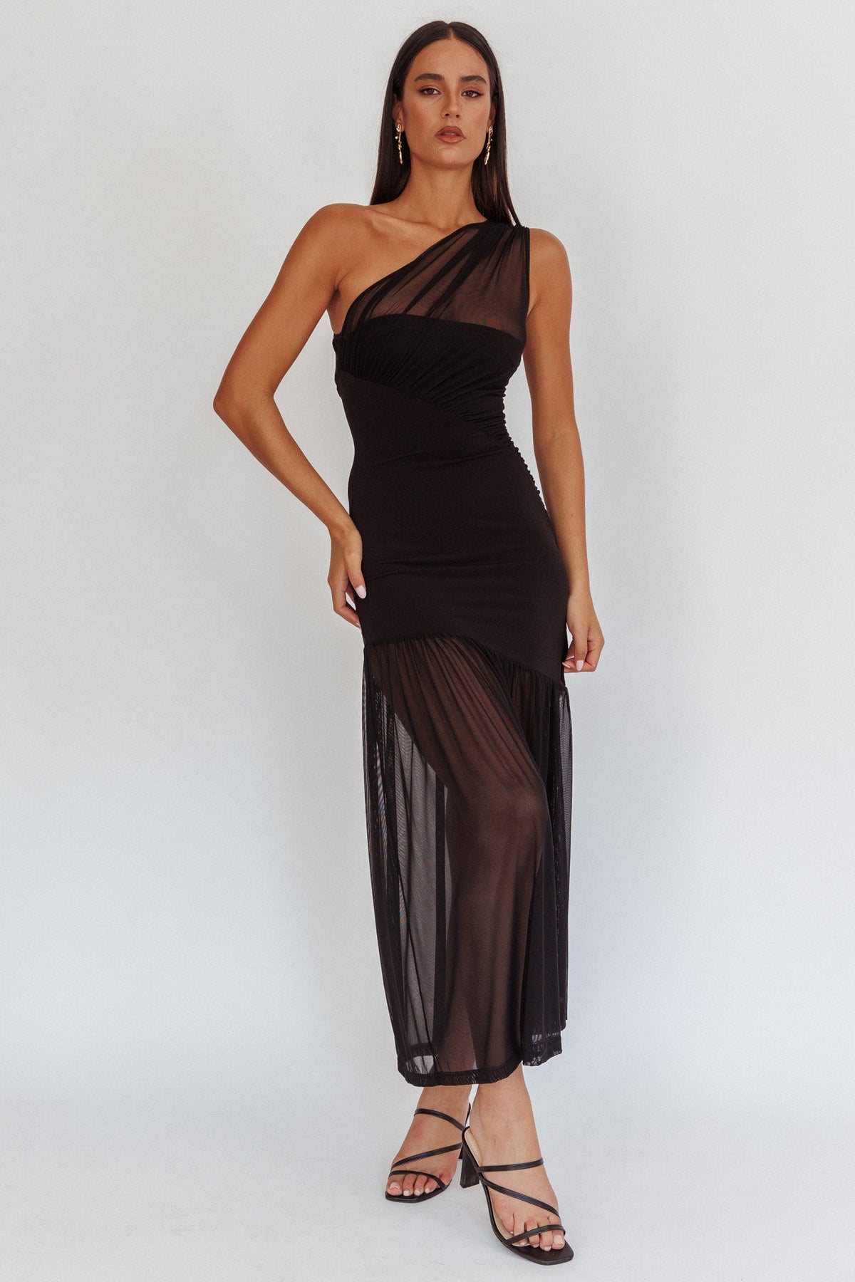 Vestido maxi de malla con un hombro Passion, negro