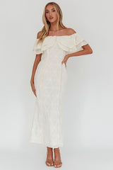 Vestido longo off-shoulder Beauty Within creme