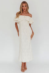 Vestido longo off-shoulder Beauty Within creme