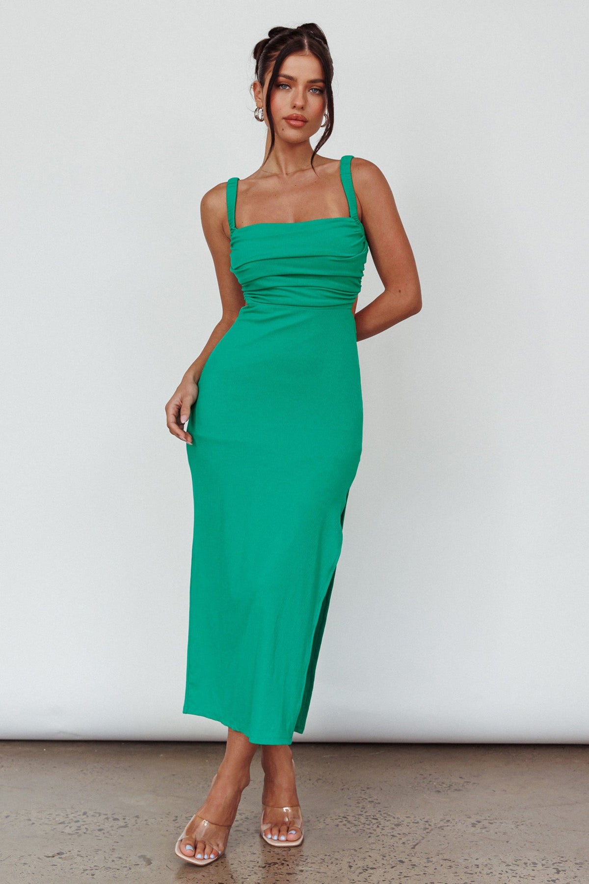 Vestido midi Cosmic Love con tiras en la espalda verde