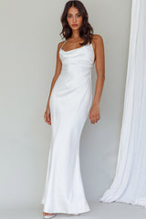 Vestido maxi Palma con tiras en la espalda baja, color blanco