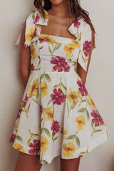 Minivestido Jeanie con hombros anudados y estampado floral morado