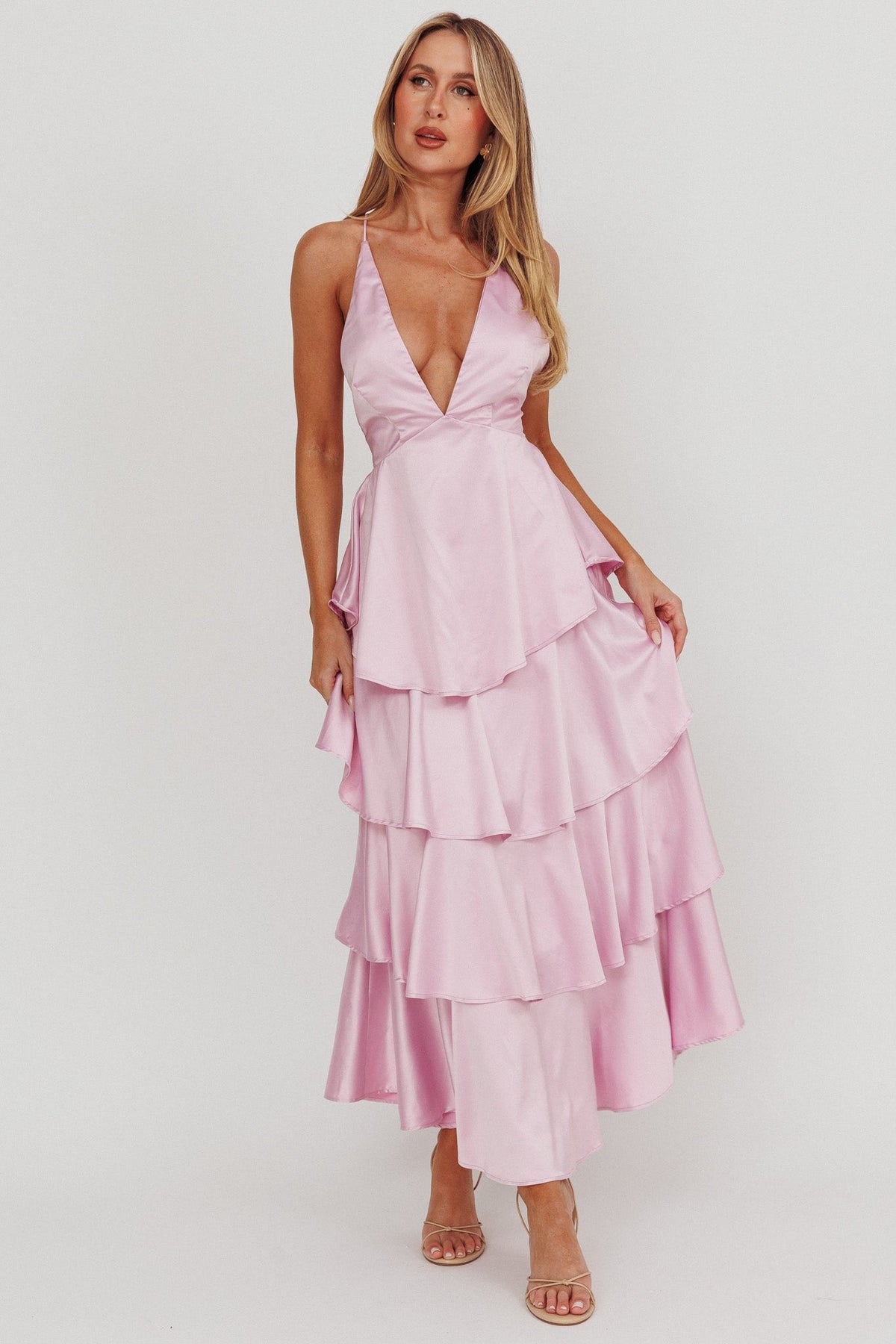 Vestido Auguste Lilás com Babados em Camadas e Alças Cruzadas nas Costas