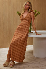 Vestido Midi Elexia con Hombro Anudado de Textura Chocolate