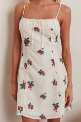 Minivestido fruncido Clara color beige rosado