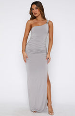 Vestido largo She's A Boss color gris